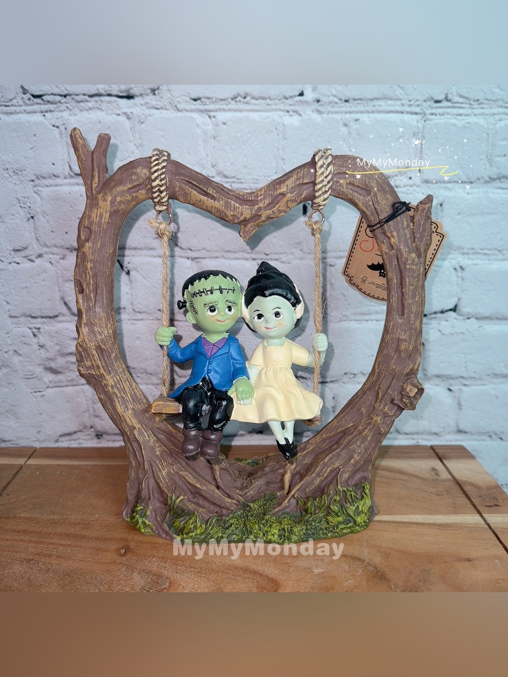 Halloween Frankenstein and Bride Swing Figurine